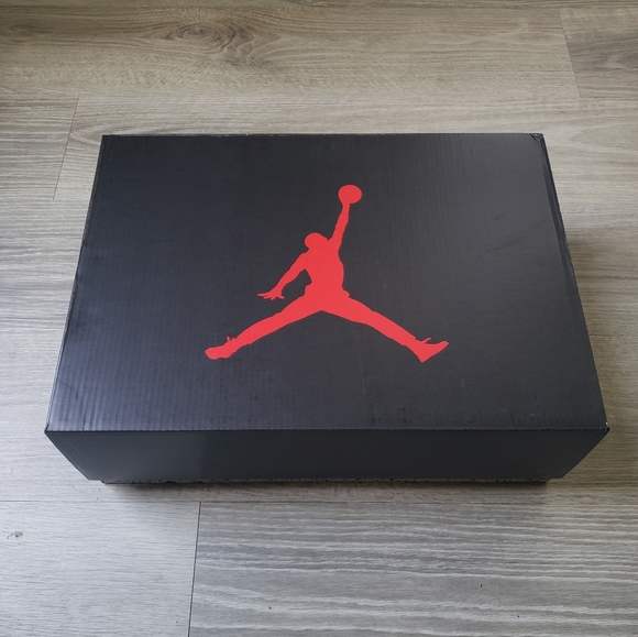 Air Jordan 5 Retro White-Fire Red 2020 Release - Picture 11 of 12